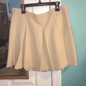 Forever 21 tan pleated skirt